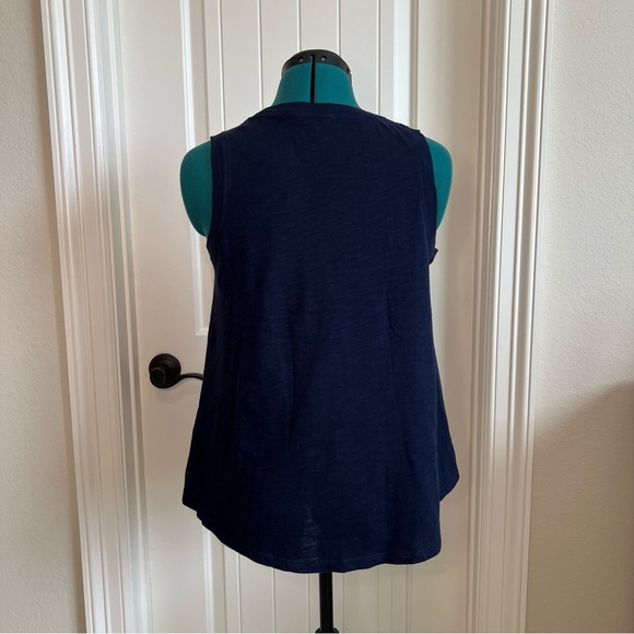 2/$30 GAP Relaxed Navy Blue Easy Tee Sleeveless Tank Top - Picture 3 of 5